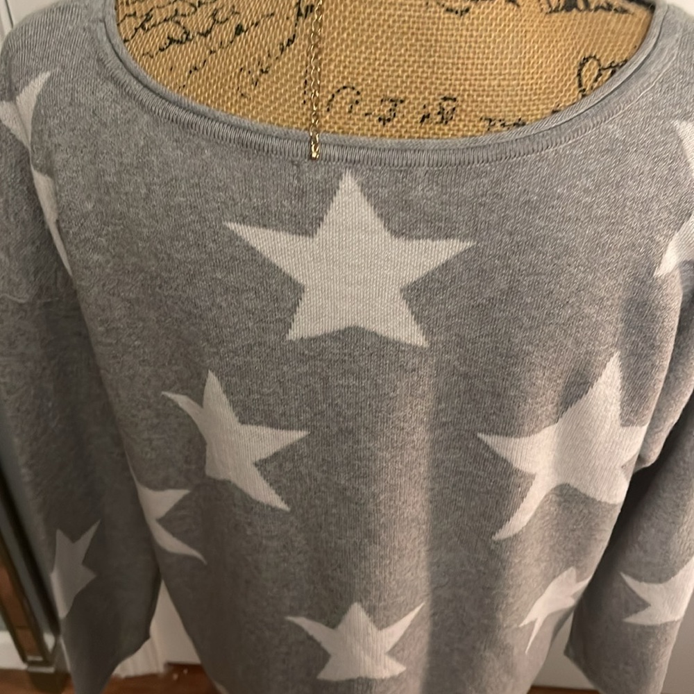 Sweater - Picture 6 of 8